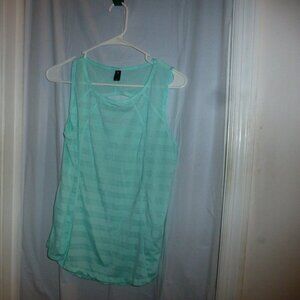 90 degree green tank size m,